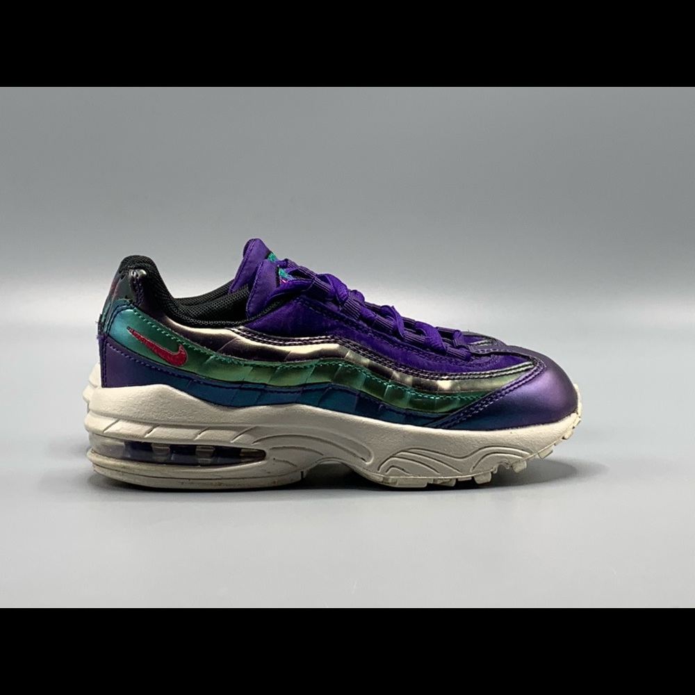 Nike Air Max 95 SE (PS) Size 12C AO9211-500